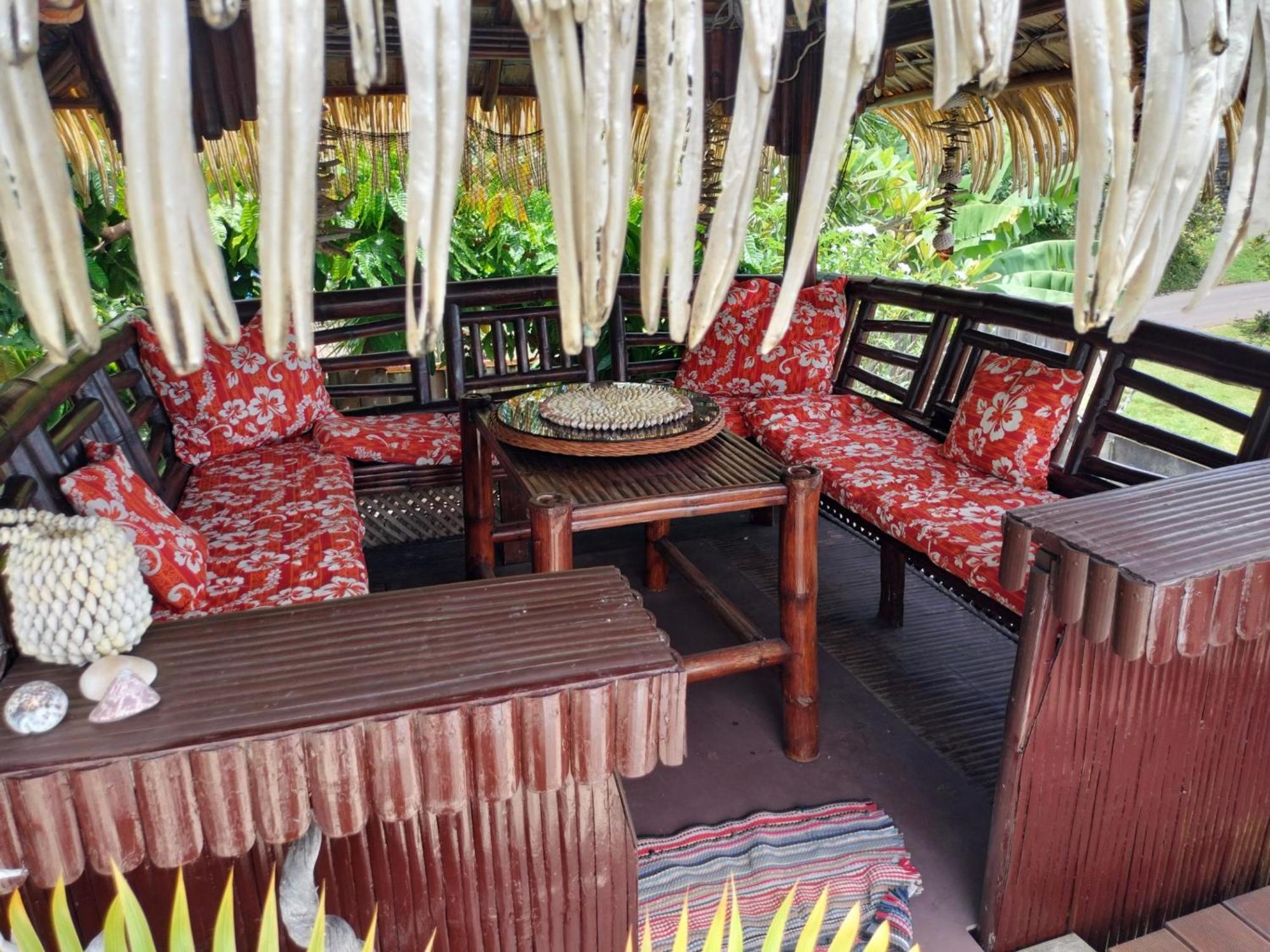 Hitirere Lodge Faaa Exterior foto